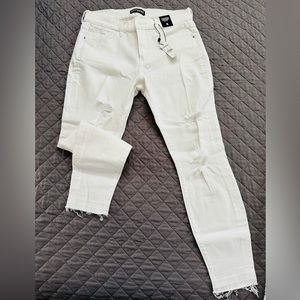 NEW* EXPRESS Women’s Cropped Legging Mid Rise Jeans Size 8 NWT